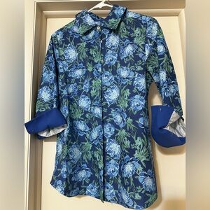 NWOT Perlavera floral blouse